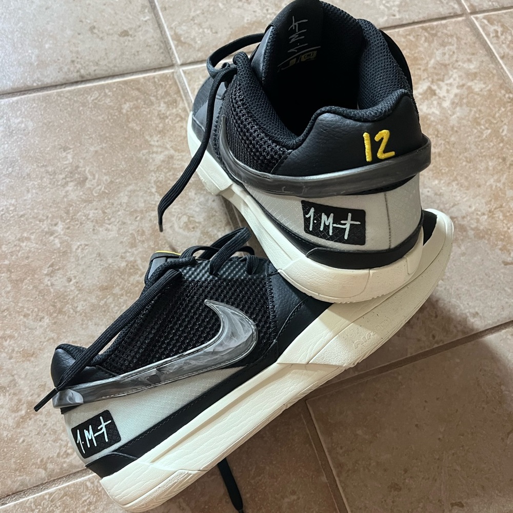 Nike Ja Morant sneakers 10.5